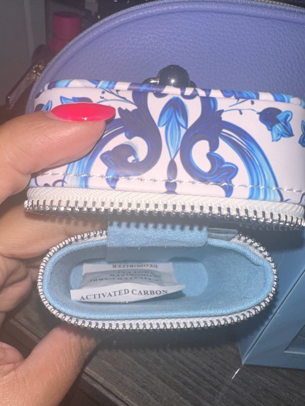 New D&B Light Blue Alcohol Free Perfume Gel, Limited Edition Pouch&Cosmetic Bag - Picture 7 of 17